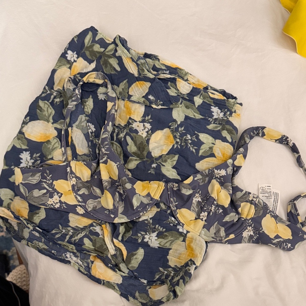 Navy Floral Lemon bikini top + sarong Set